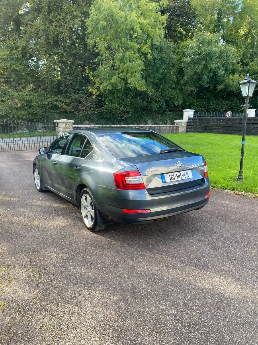 Škoda Octavia - Image 4