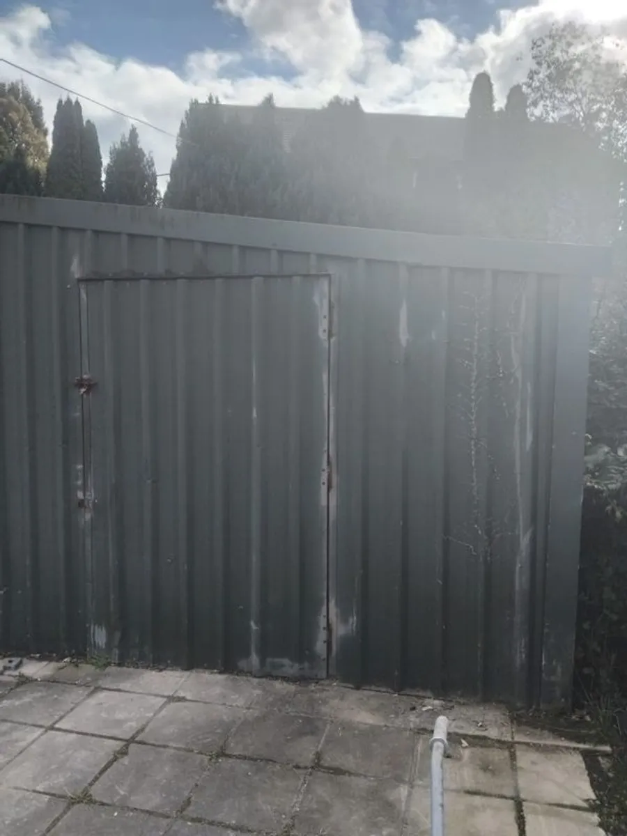 Metal Plastic Coated Shed - Image 3