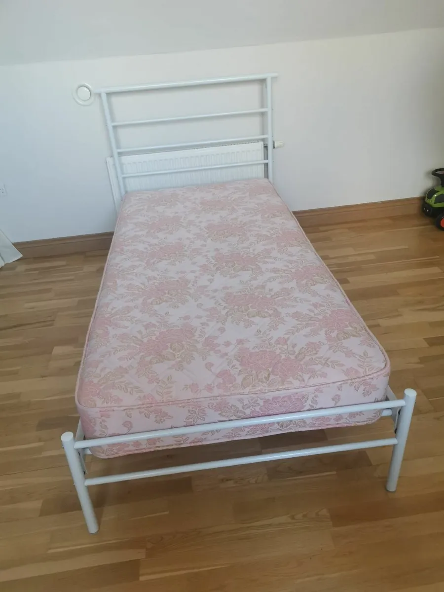 Single Bed - strong metal base with Respa mattress - Image 1