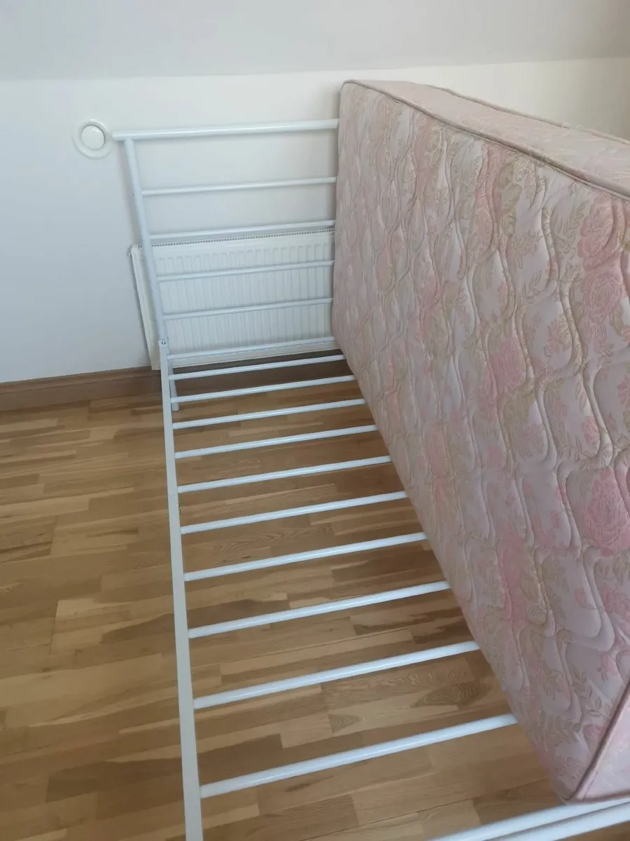 Single Bed - strong metal base with Respa mattress - Image 3