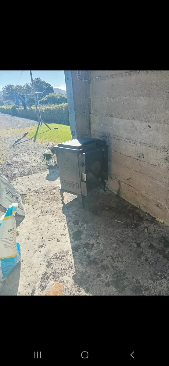 Stove - Image 2