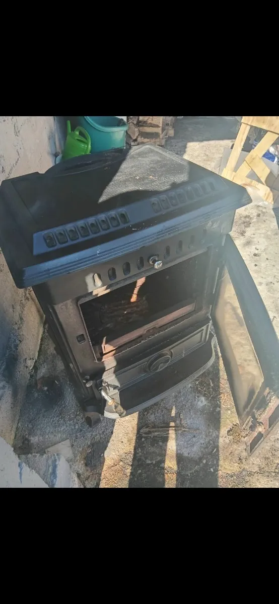Stove - Image 4