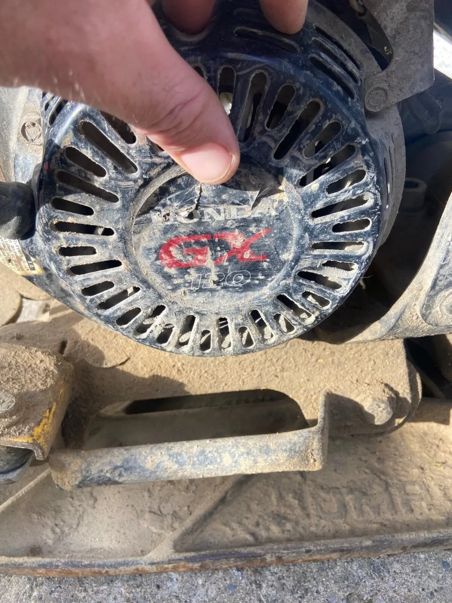 Bomag whacker plate - Image 1