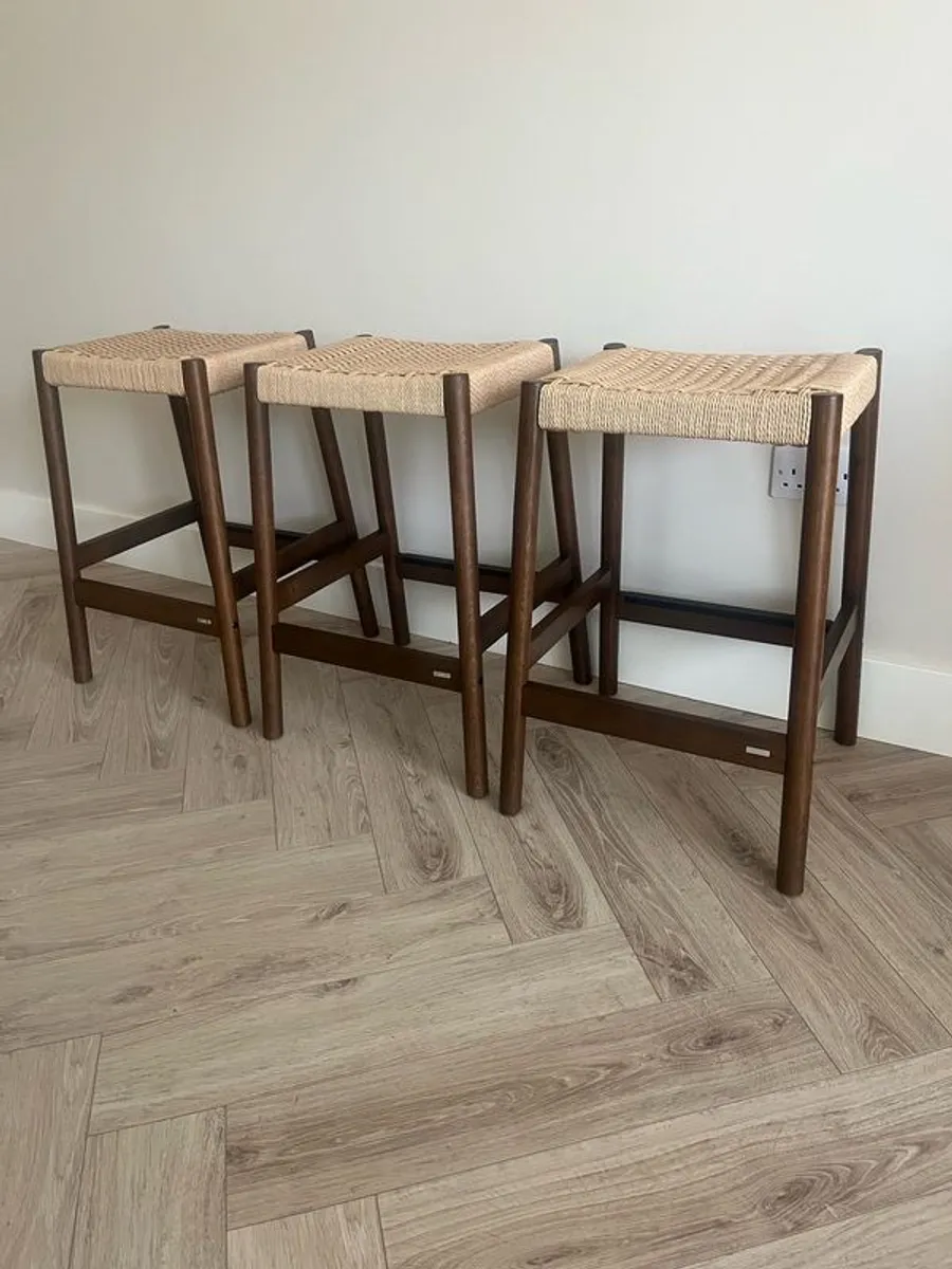 Bar stools - Image 1