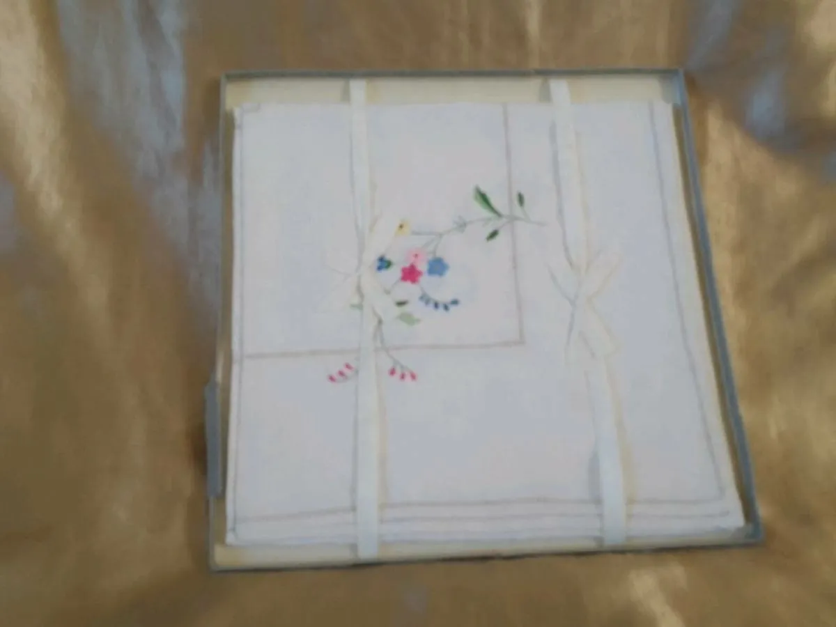 Irish Linen - Image 1