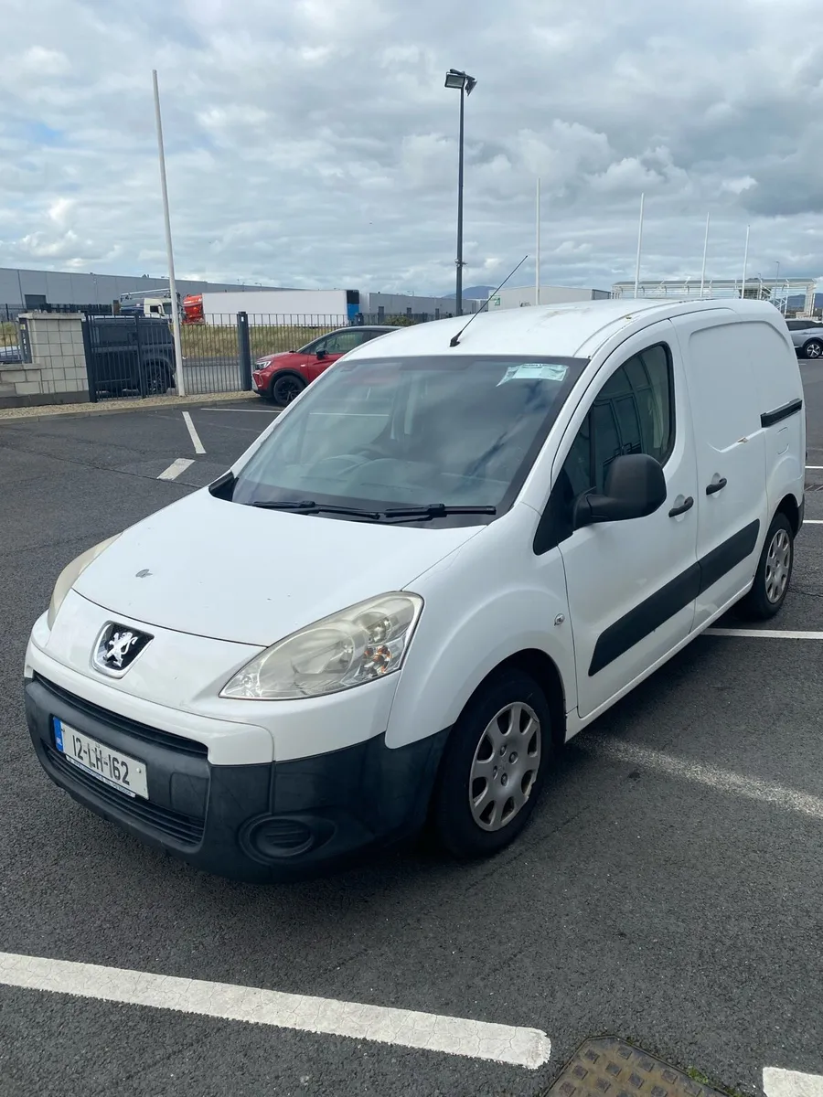 Peugeot partner 3 seater - Image 2