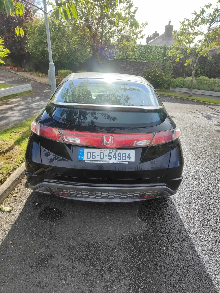 Honda Civic 2006 - Image 1
