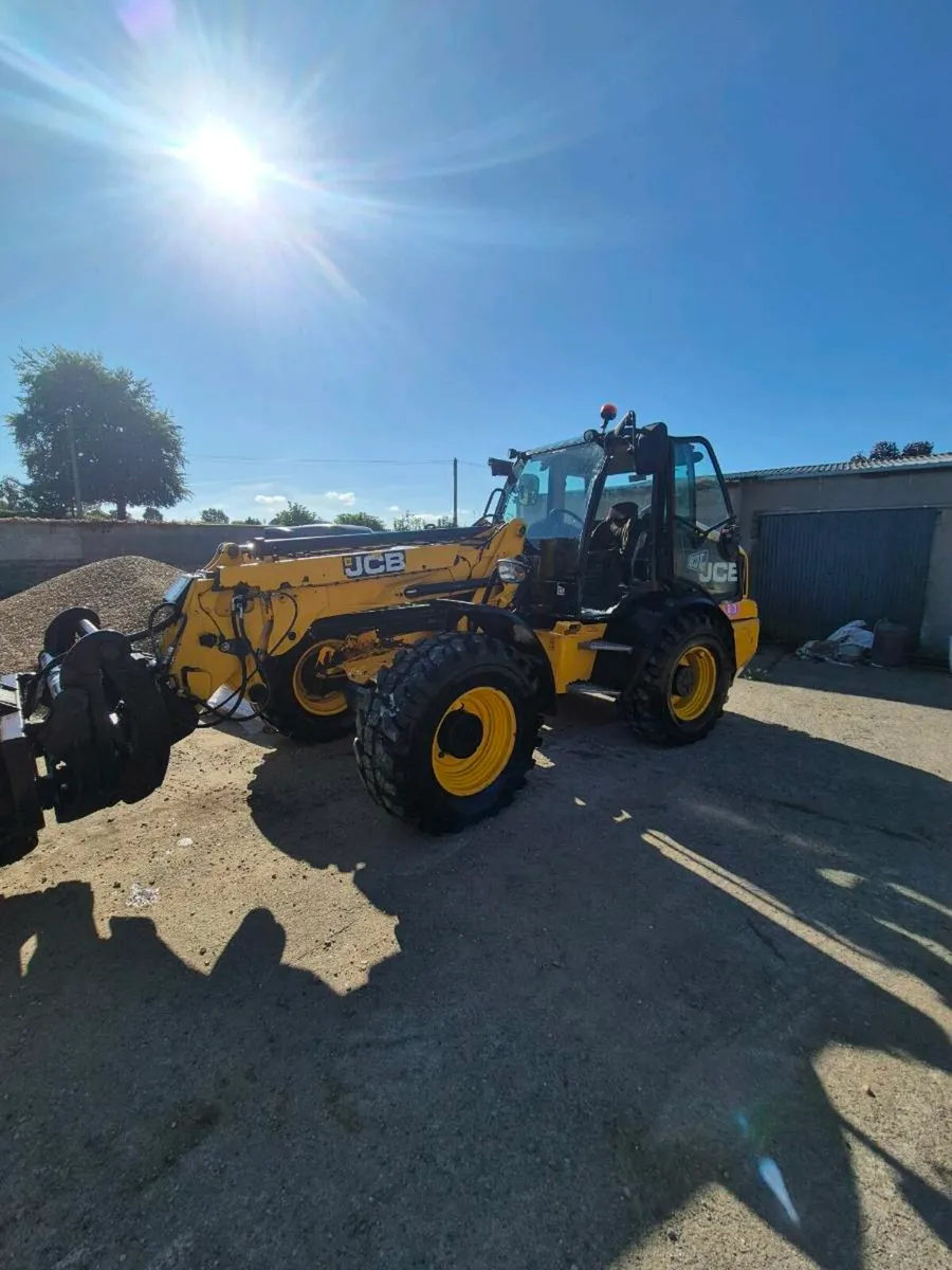 132 Jcb tm320 - Image 1