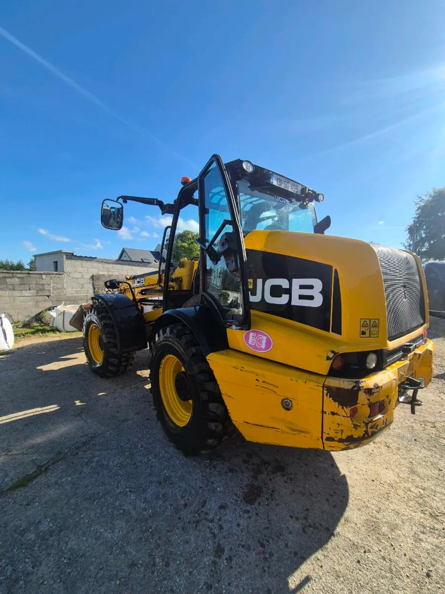 132 Jcb tm320 - Image 3