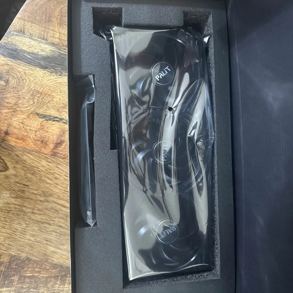 Palit RTX5070 Ti GamingPro - Image 1