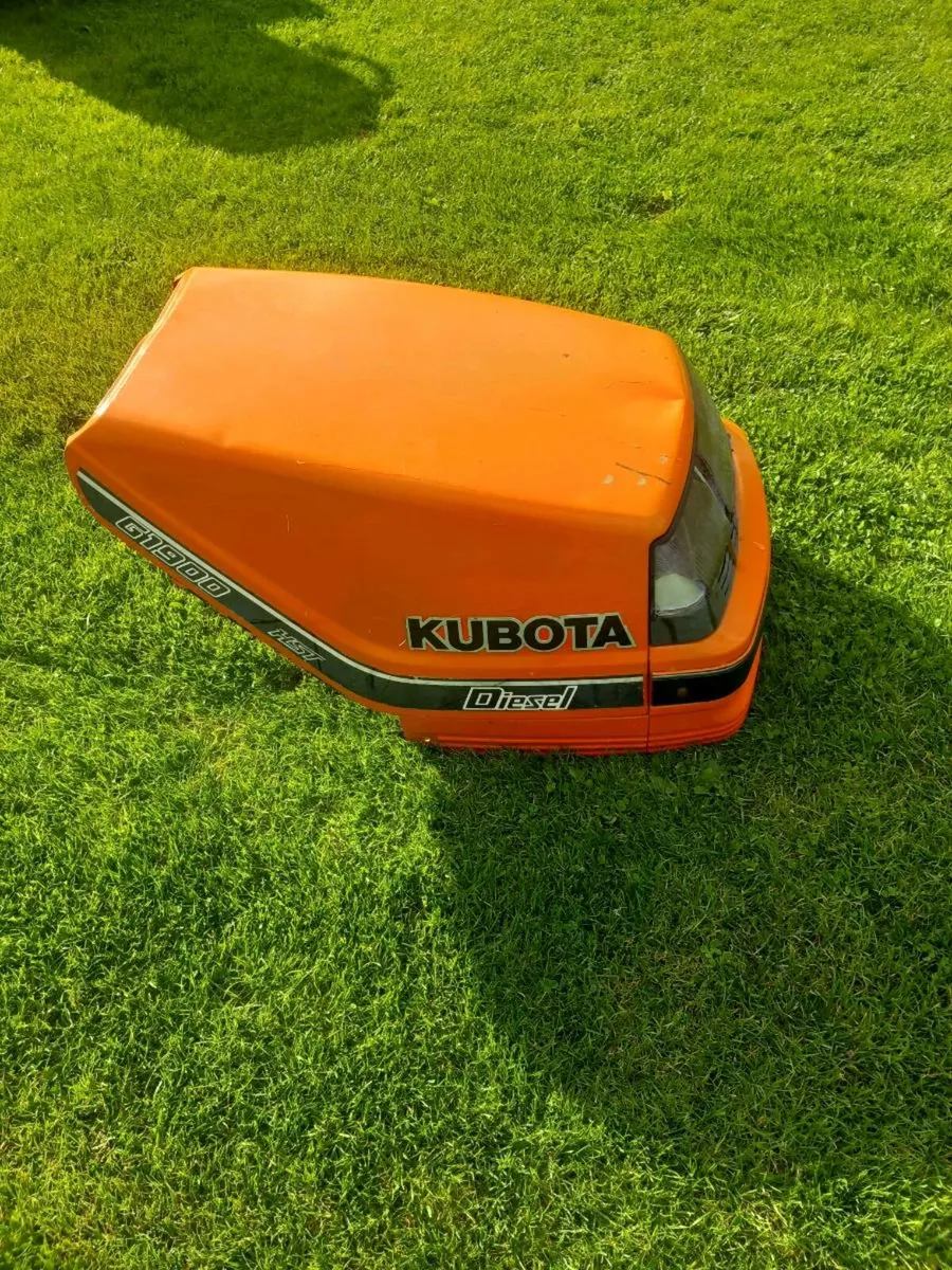 Kubota g1900 bonnet - Image 3