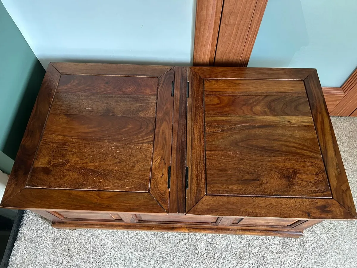 solid mango wood storage chest/coffee table - Image 2