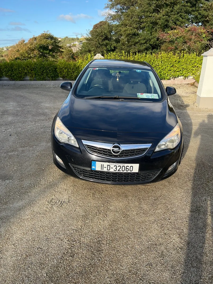 Car - Image 1