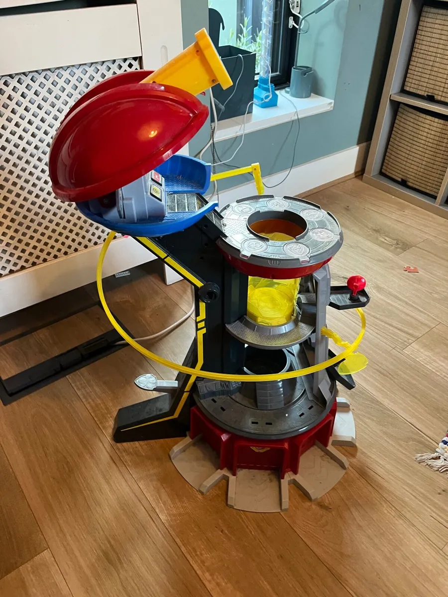 Free: paw patrol tower - Image 1