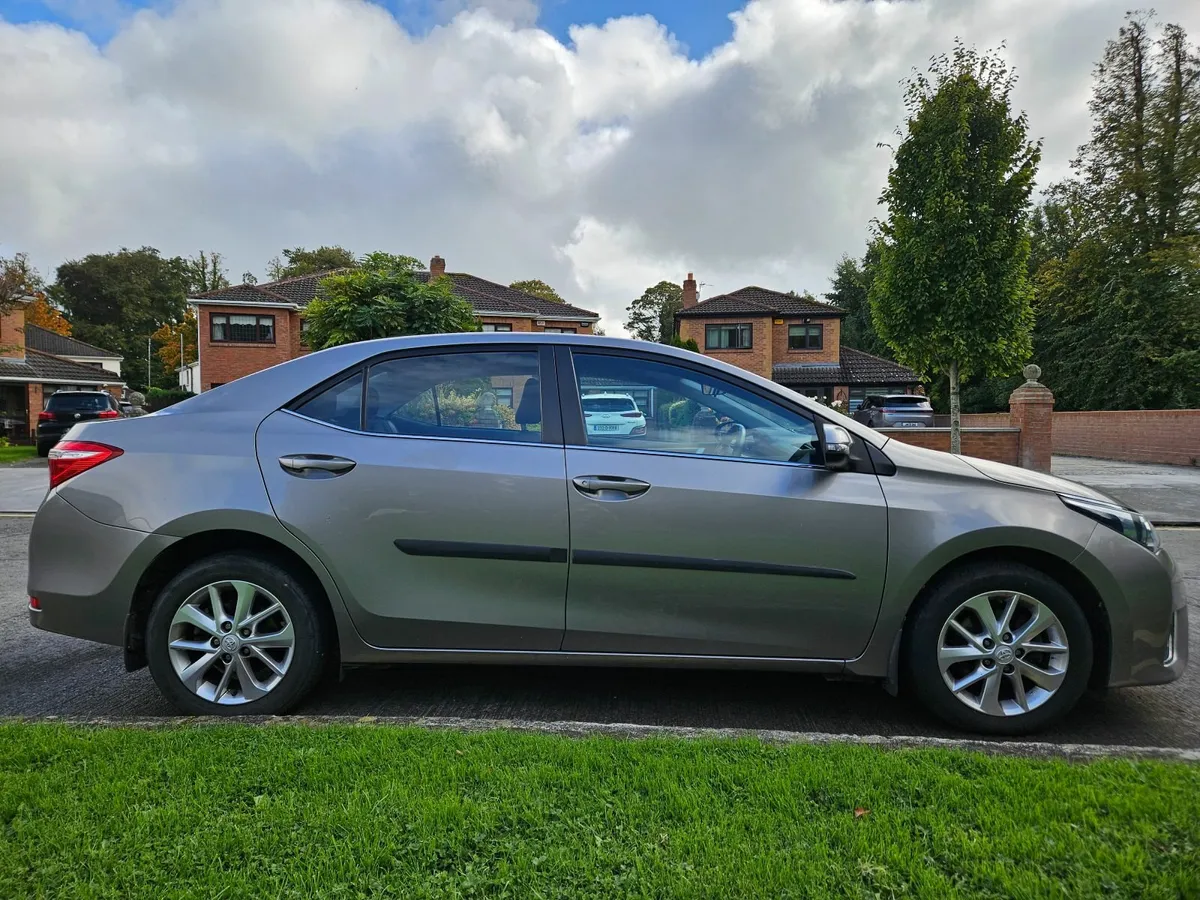 Toyota Corolla 2014 - Image 4