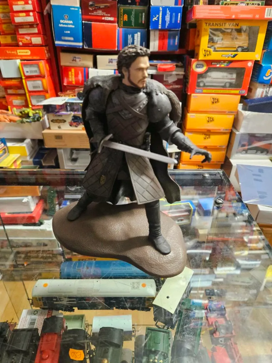 Game of Thrones Figure - Image 1