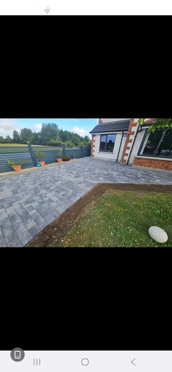 V and n paving - Image 3