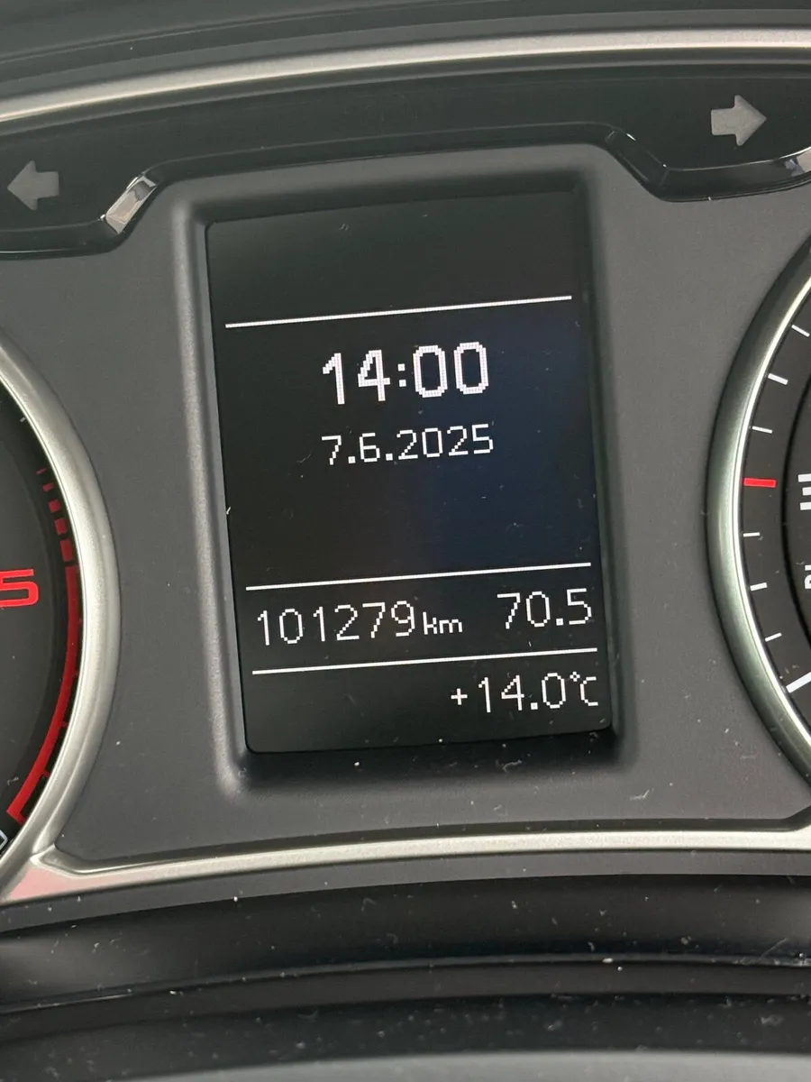 Audi A1 SE TDI 2015 - Image 2