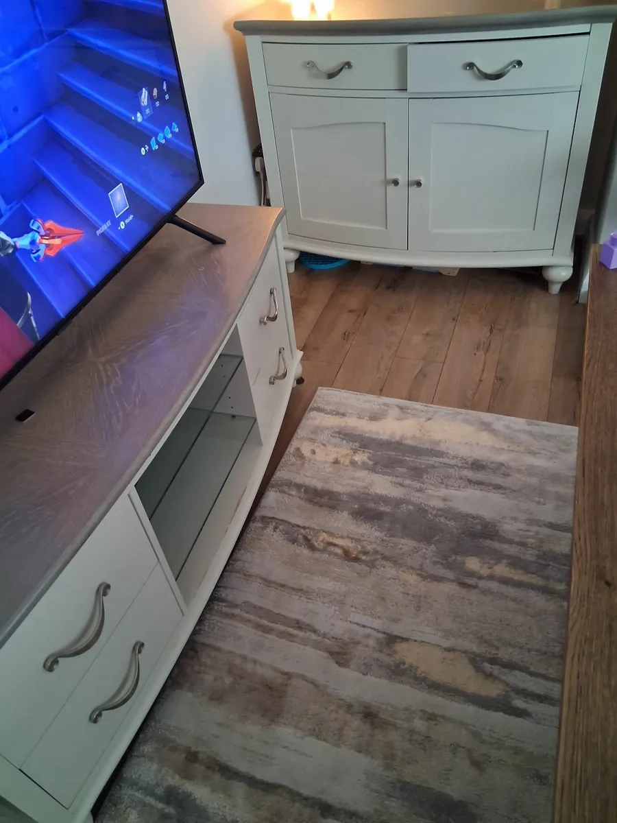 Matching side board unit and TV stand solid wood - Image 3