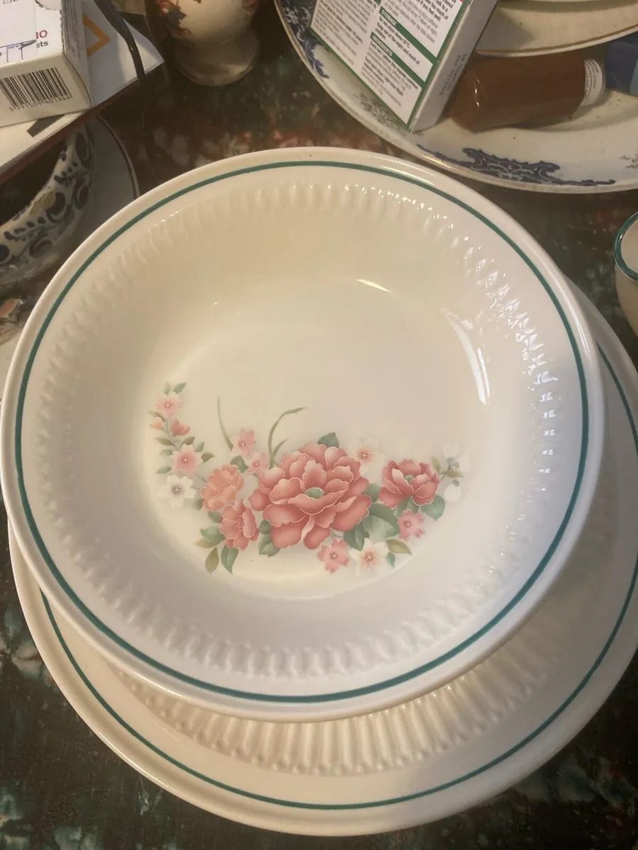 Irish made vintage dinner set free postage - Image 4