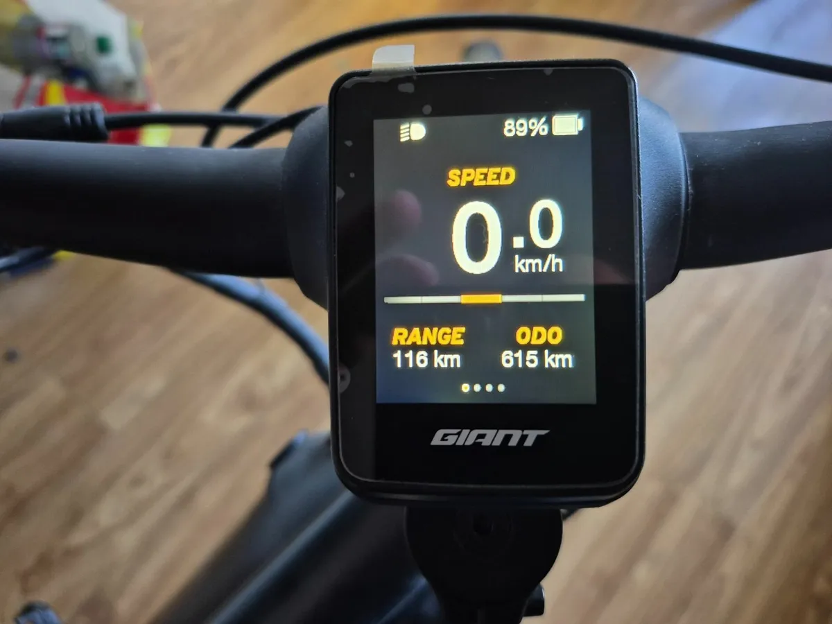Electric Bicycle - Giant Explorer - Image 2