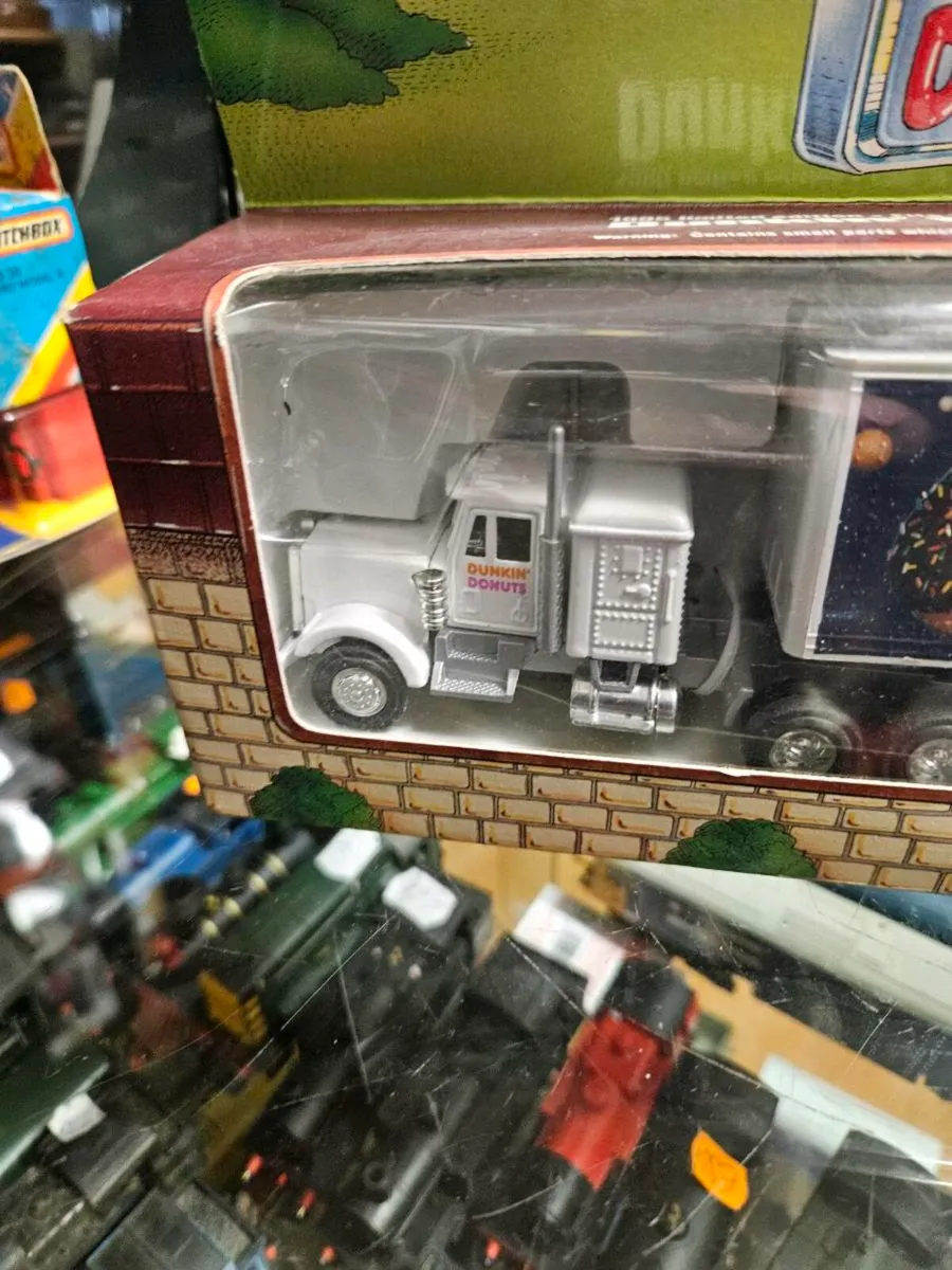 Corgi Dunking Donuts Truck - Image 2