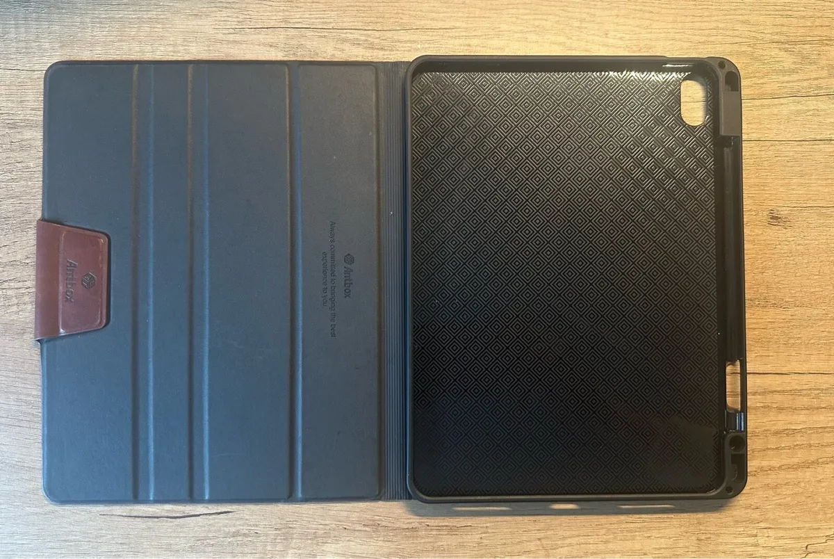 iPad Air 4th Gen. 64GB Wi-Fi - Image 2