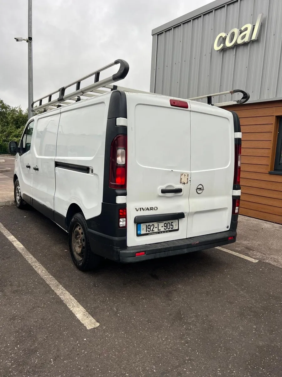 Vivaro - Image 3