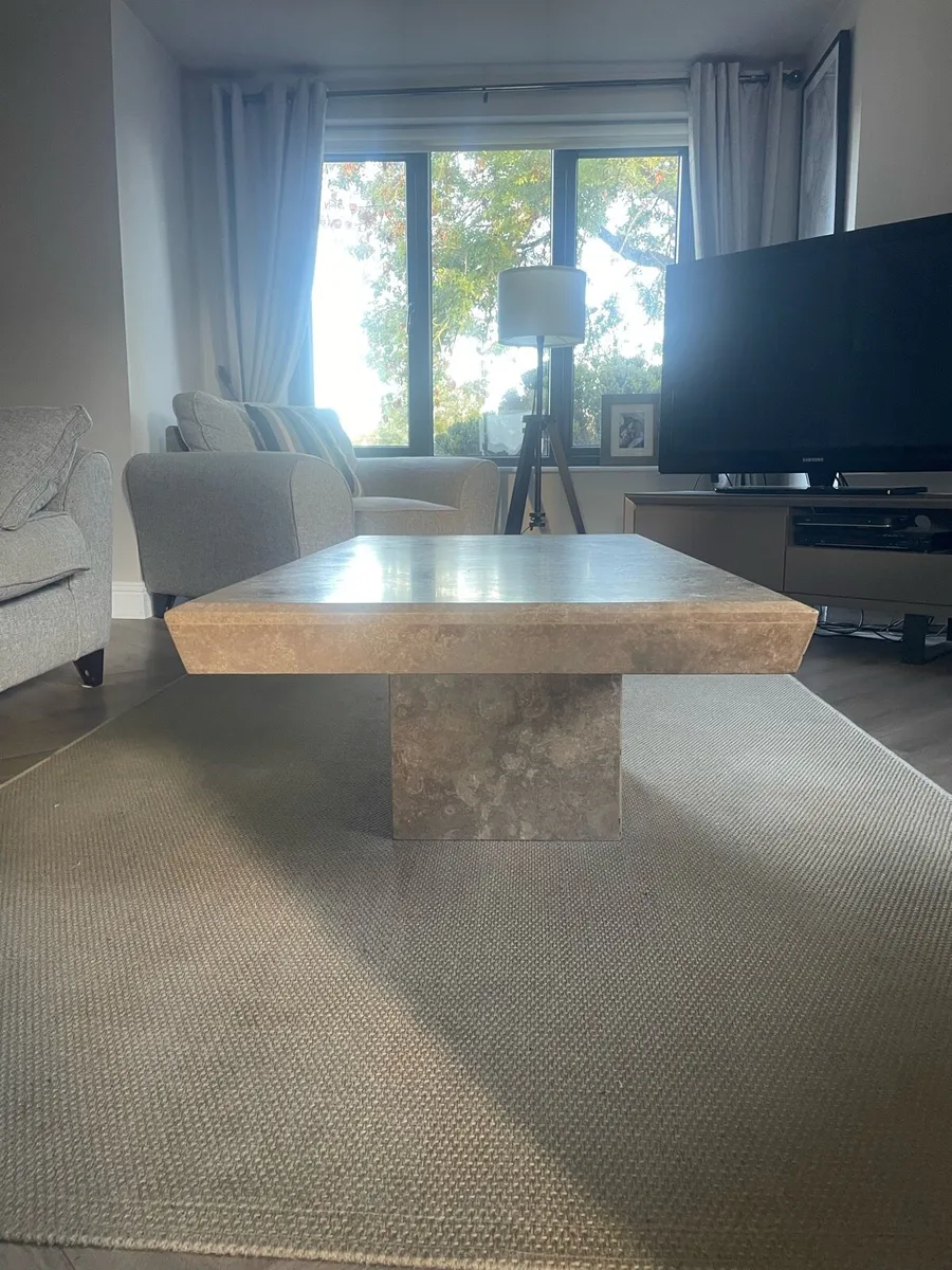 Table Set - Image 4