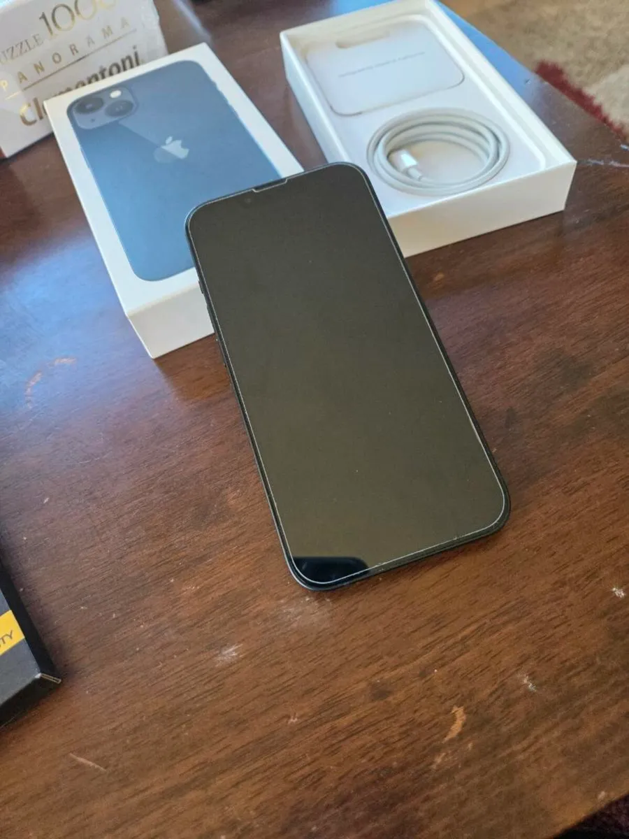 Iphone 13 - Image 1