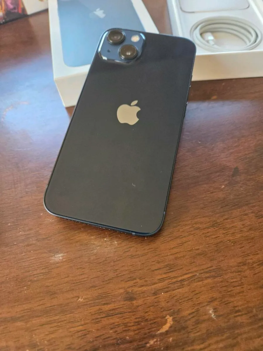 Iphone 13 - Image 2