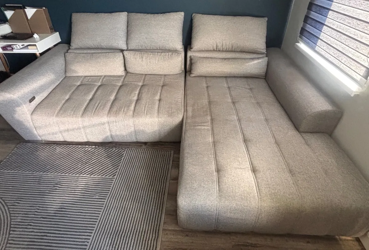 Sofa - Image 2