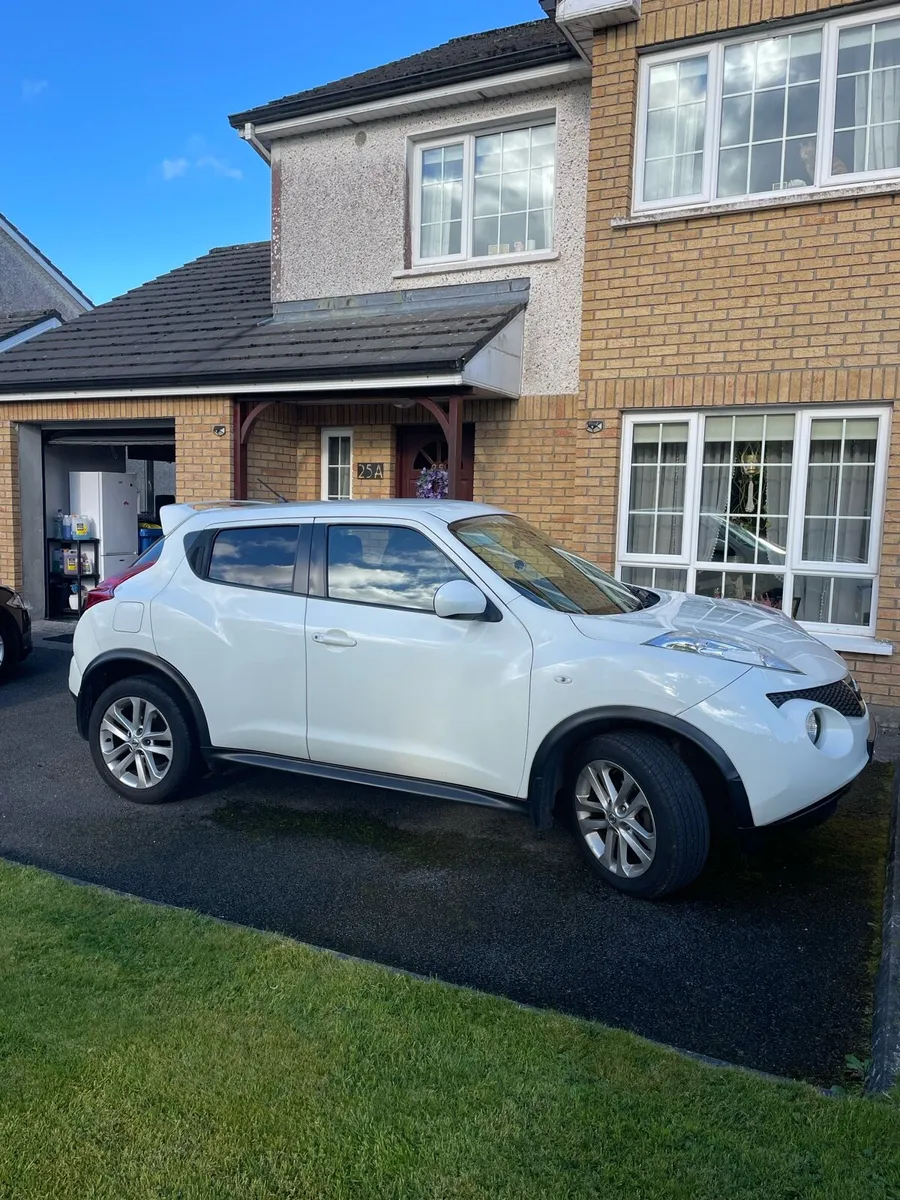 Car - Image 1