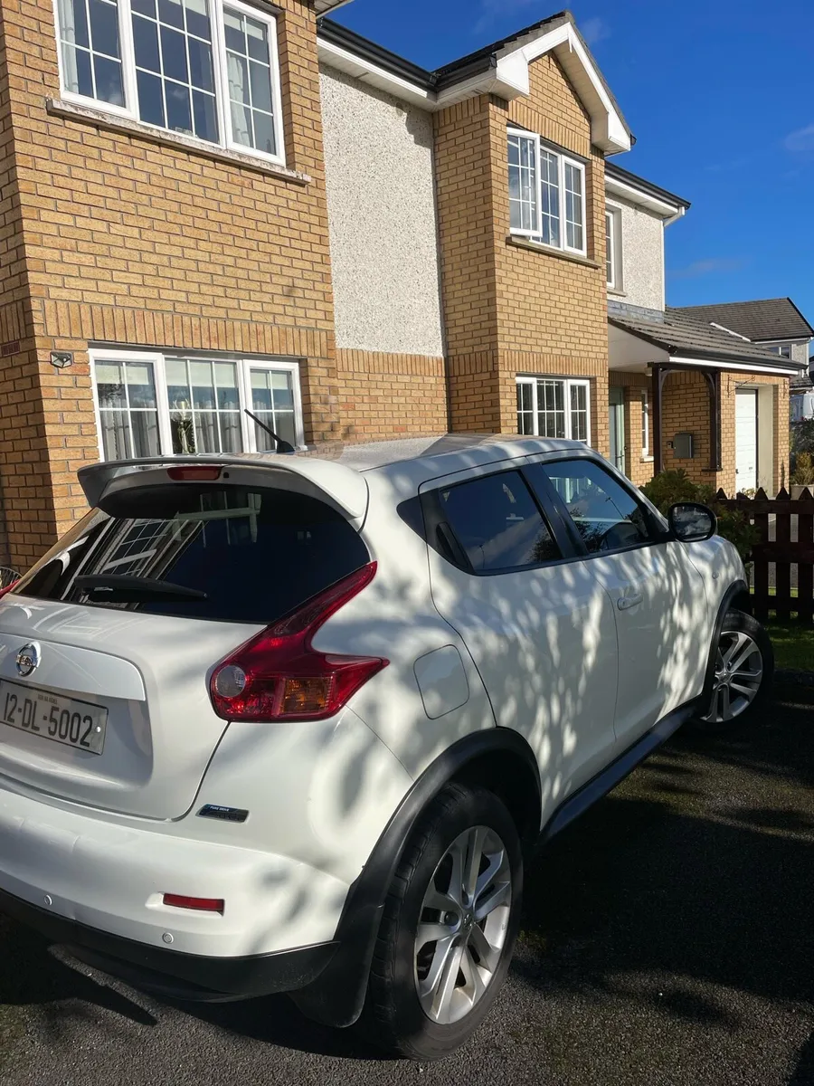 Car - Image 2