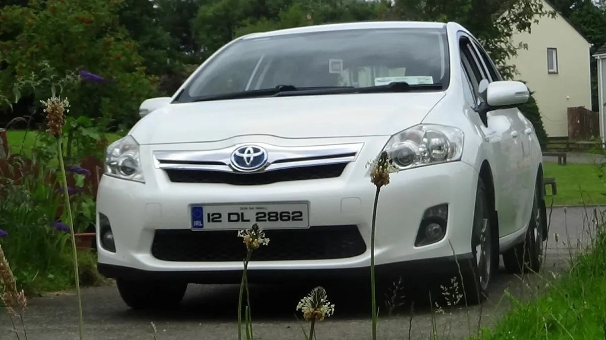 Toyota Auris Hybrid  2012 - Image 3