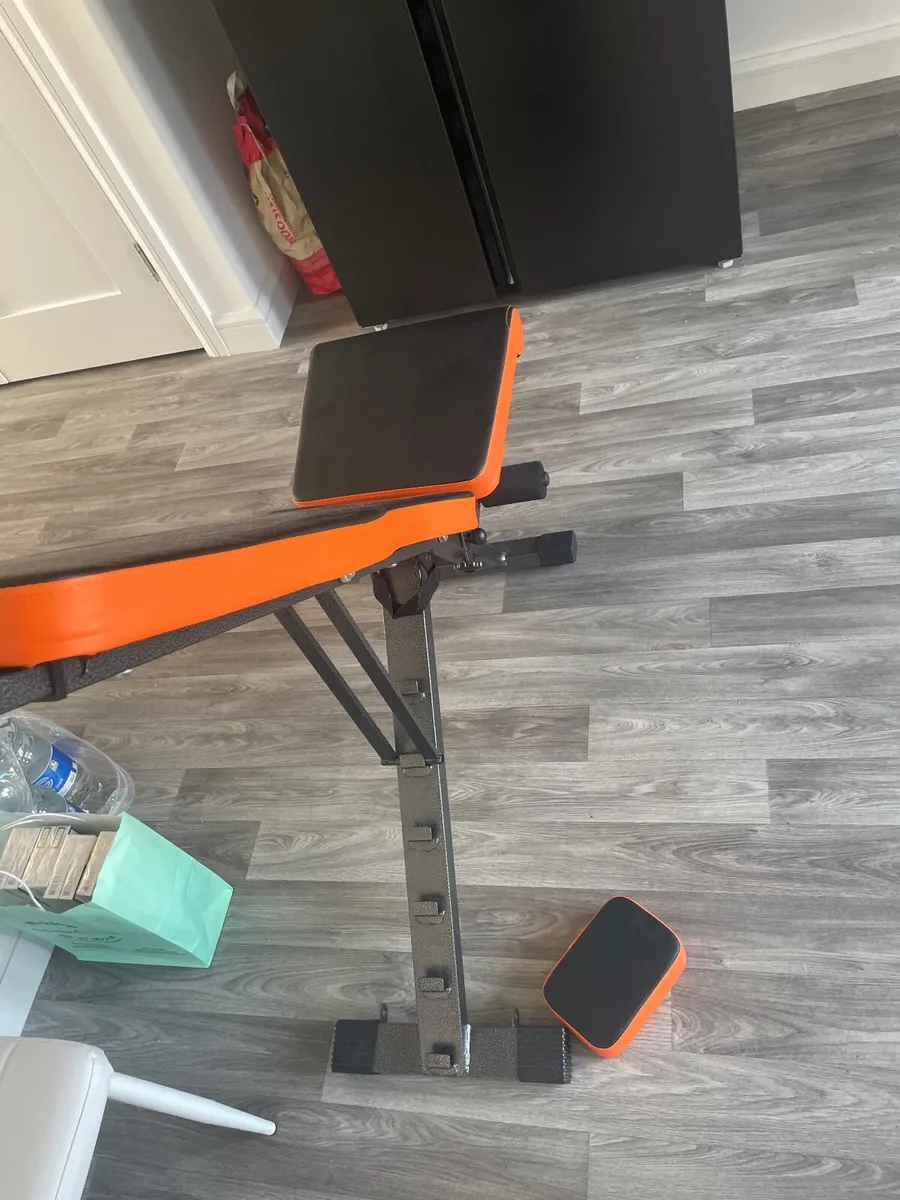 Working out bench - Image 2