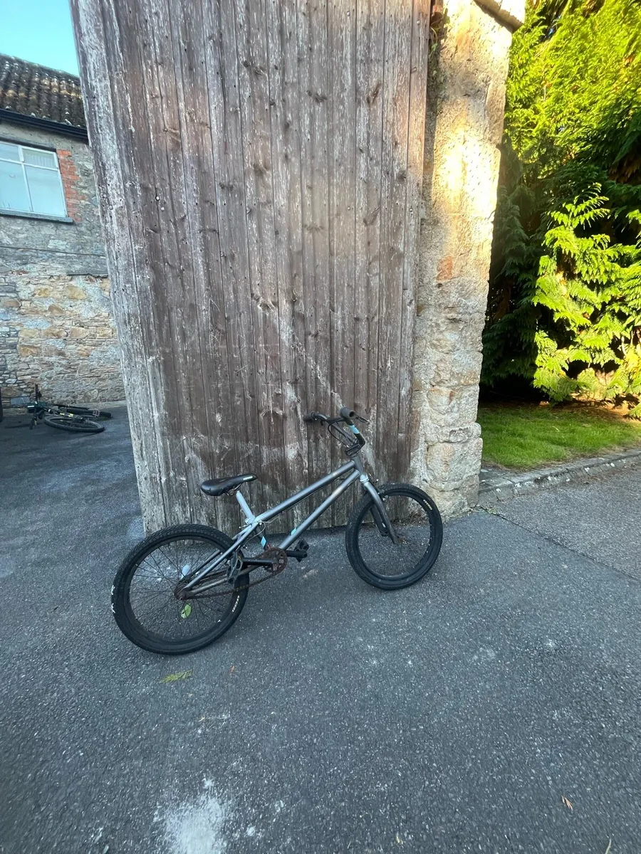 BMX bike - Image 1
