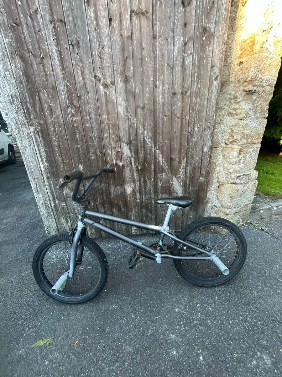 BMX bike - Image 2