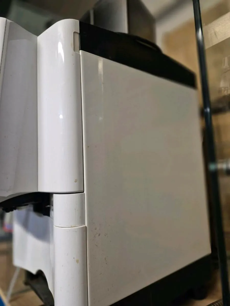 Coffee machine **SOLD AS SEEN** - Image 3