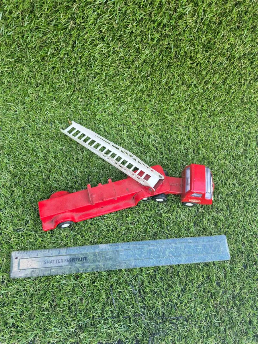 Vintage Tonka fire truck - Image 3