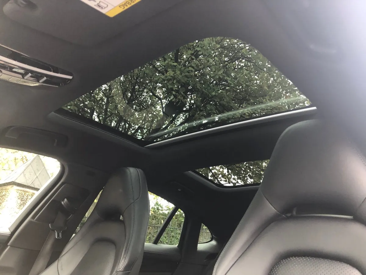 2019 PORSCHE PANAMERA 4 EBONY LEATHER - Image 3