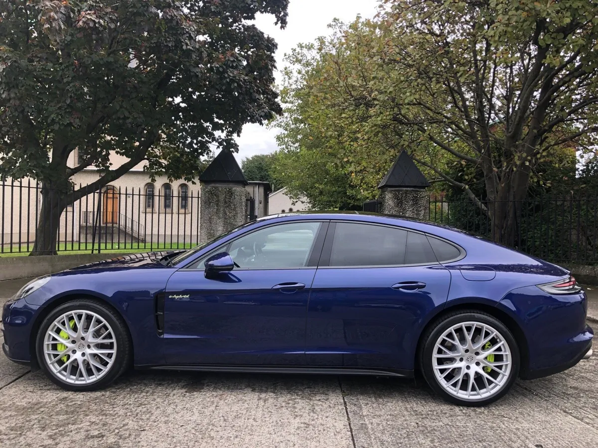 2019 PORSCHE PANAMERA 4 EBONY LEATHER - Image 4