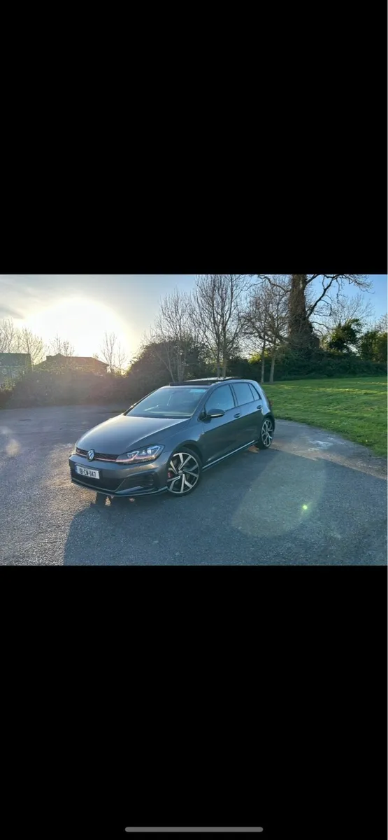 Volkswagen Golf GTI performance pack 245HP DSG - Image 1
