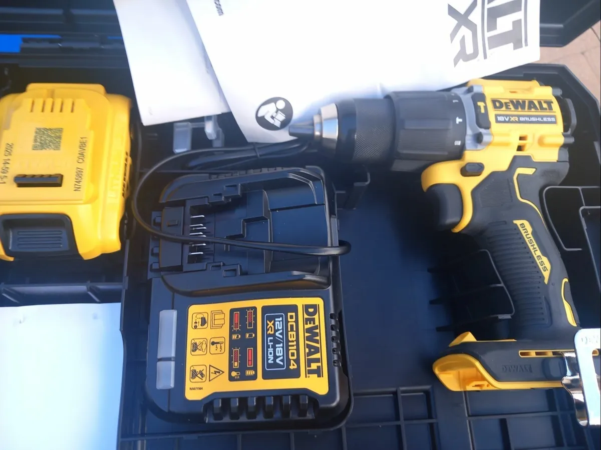 Dewalt combi drill 18V new - Image 1