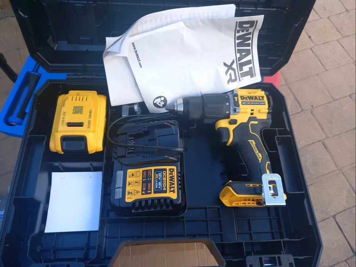 Dewalt combi drill 18V new - Image 2
