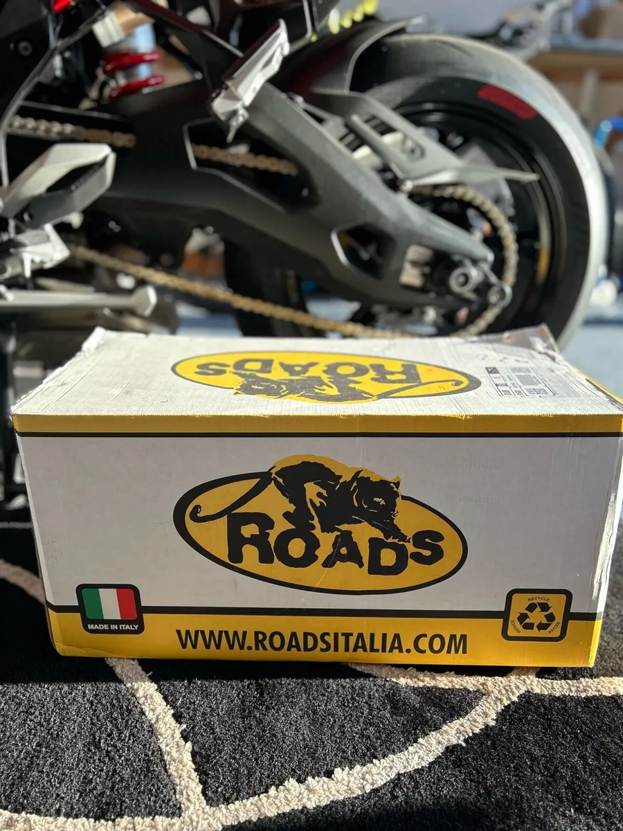 Roads Italia Full exhaust system MT07 / Yamaha R7 - Image 1