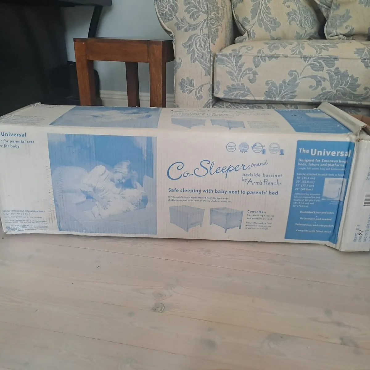 Arm's reach Co-Sleeper - Image 1