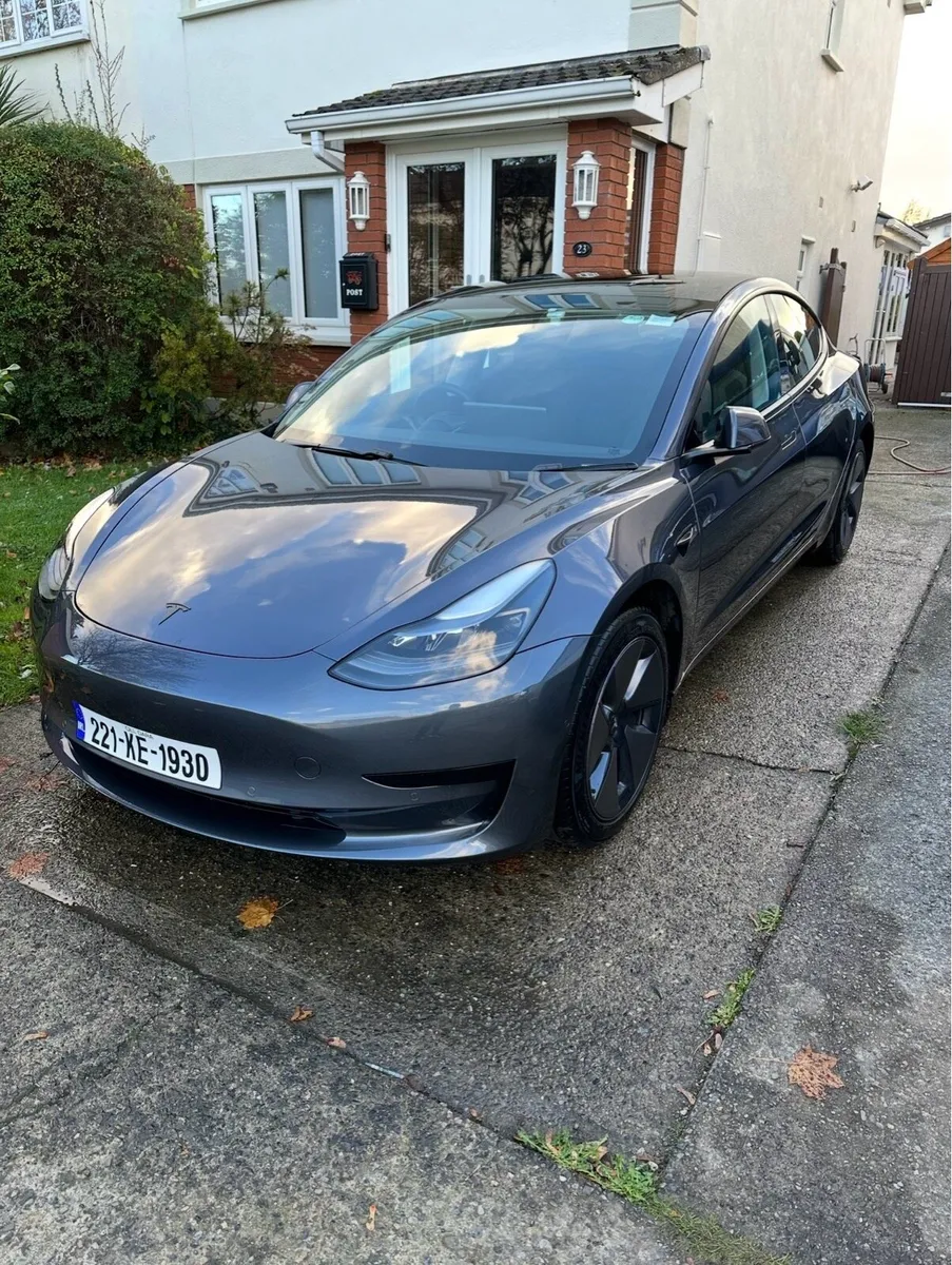 2022 Tesla Model 3 RWD - Image 1