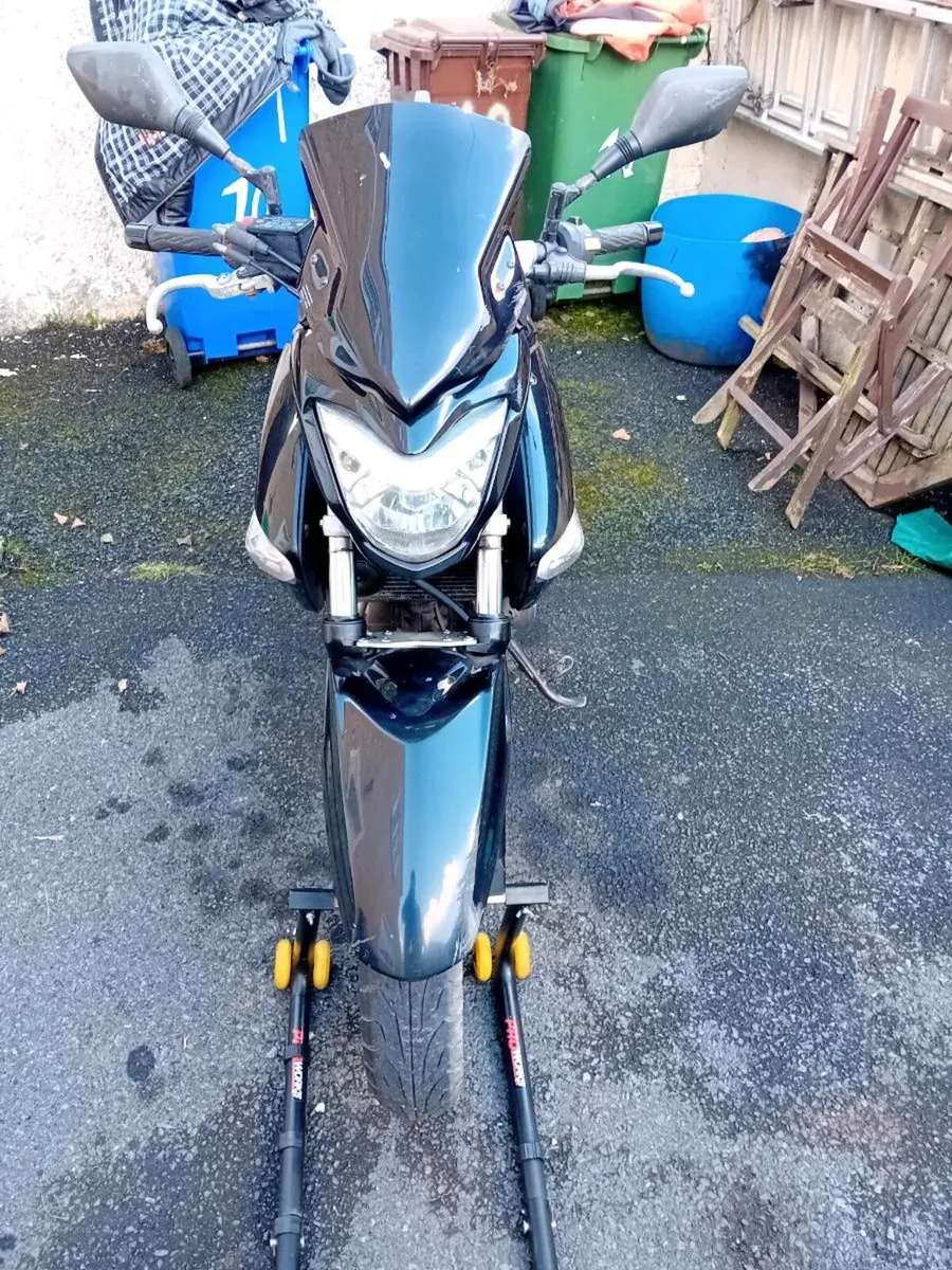 Suzuki GW250 Inazuma - Image 2
