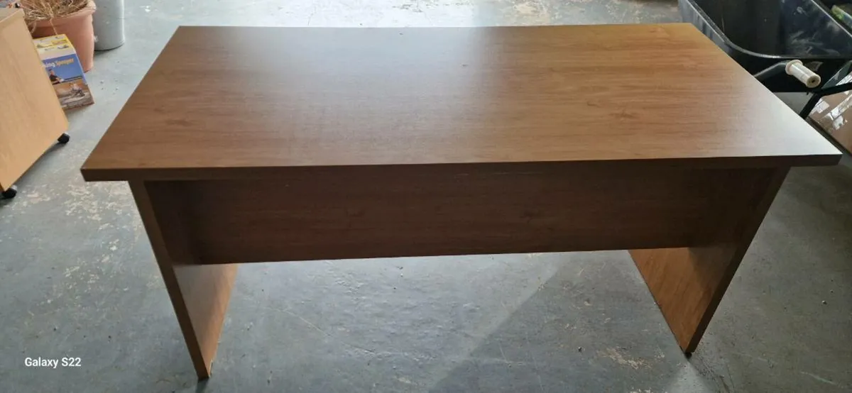 Desk - Image 3